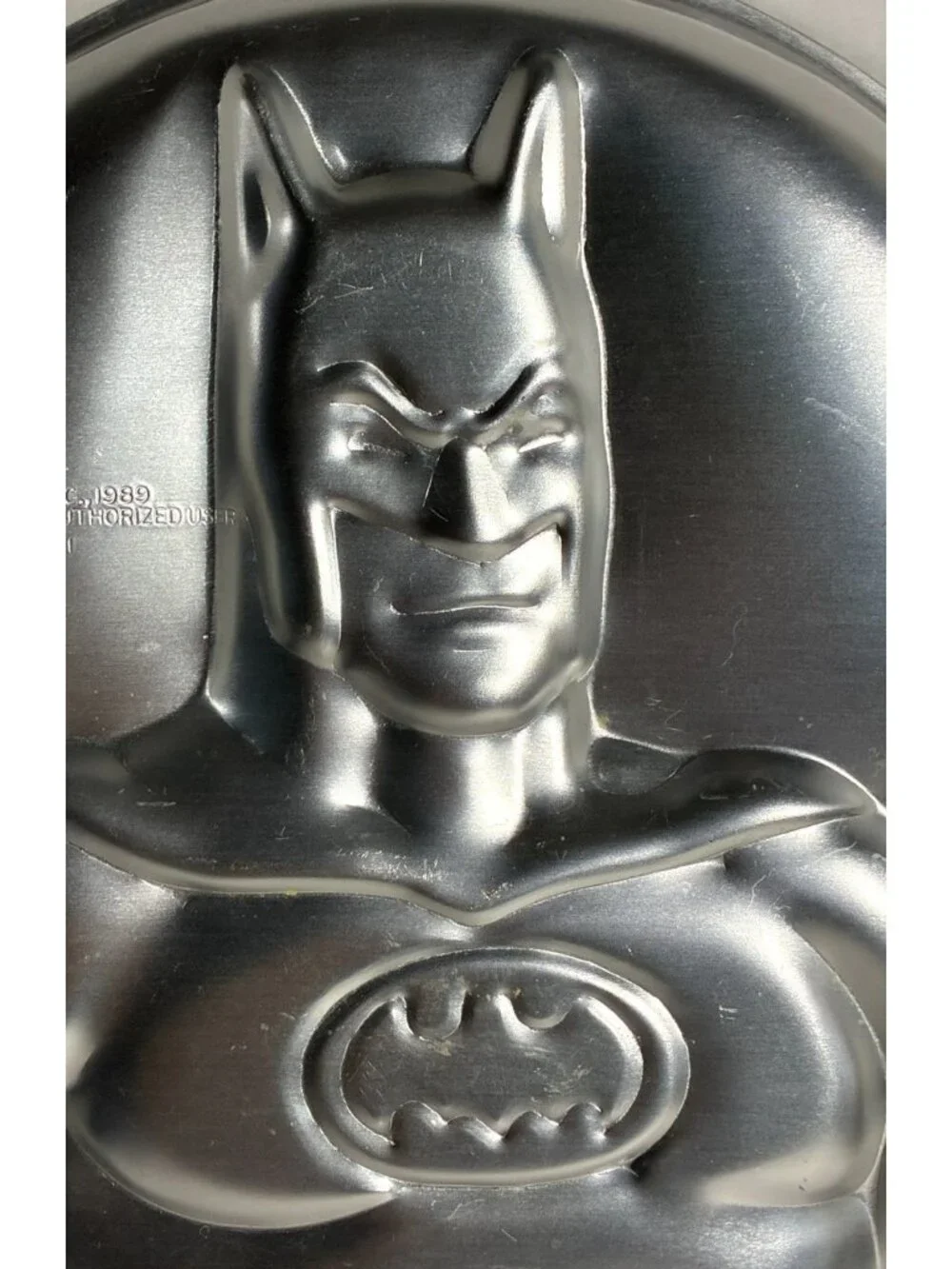 Wilton Batman Cake Pan Mold #2105-6501 Silver Aluminum Vintage 1989 DC Comics